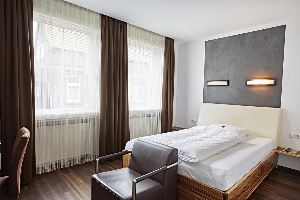 Hotel Zur Wartburg Rheda-Wiedenbrück Eksteriør billede